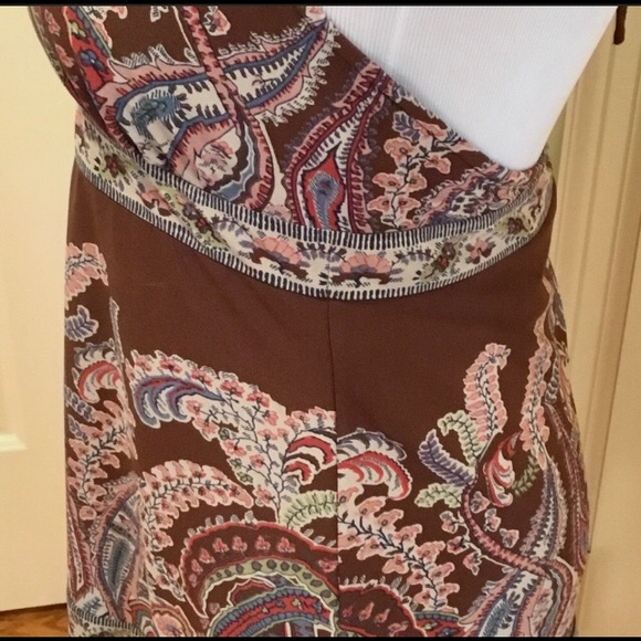 BCBG Vintage Brown Halter Top w/ Key Hole Opening Pretty Paisley Print - Picture 3 of 10